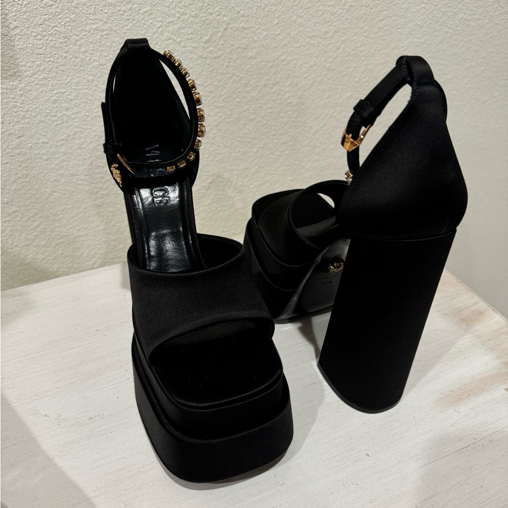 Versace aevitas platform heels